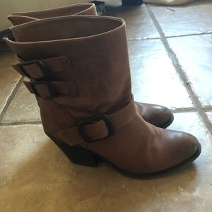 Lucky brand boots